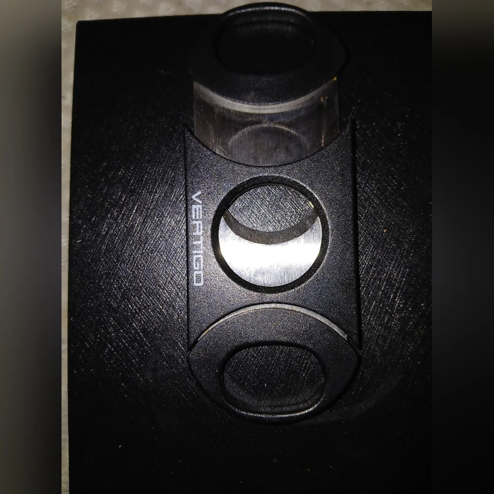 Vertigo Black and Silver Cigar Cutter